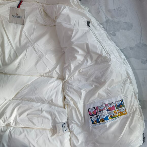 Moncler White Down Jacket - Picture 9 of 12